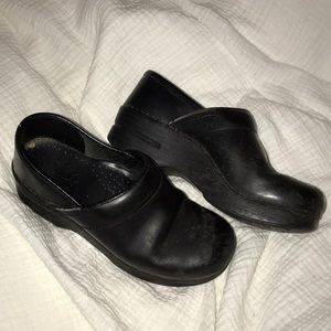 Dansko PRO XP Clogs